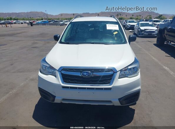 JF2SJABC7JH604068 2018 SUBARU FORESTER White Սարքավորումների վահանակի տեսք