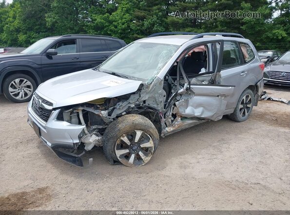 JF2SJABC8HH417576 2017 SUBARU FORESTER Silver Передня ліва чверть