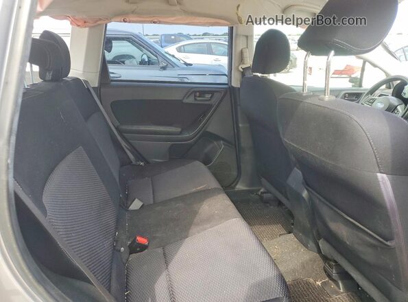 JF2SJABC9GH417648 2016 SUBARU FORESTER Серебряный Вид задней части салона