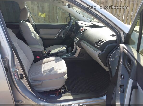 JF2SJABC9GH504434 2016 SUBARU FORESTER Silver Սալոնի դիմացի տեսք