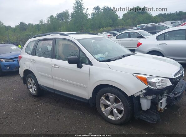 JF2SJABC9GH555075 2016 SUBARU FORESTER White Vista interior trasera