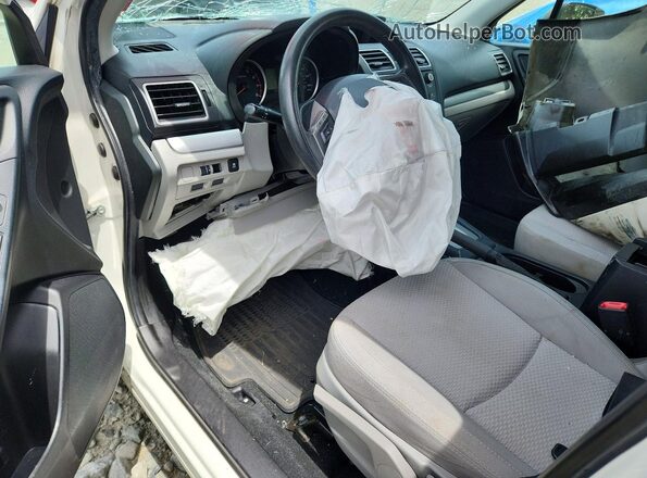 JF2SJABCXGH557076 2016 SUBARU FORESTER White Dashboard view