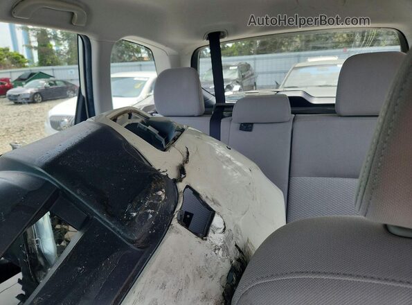 JF2SJABCXGH557076 2016 SUBARU FORESTER White Rear seats view