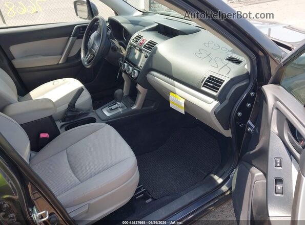 JF2SJADC0GH437722 2016 SUBARU FORESTER Gray Вид салону спереду