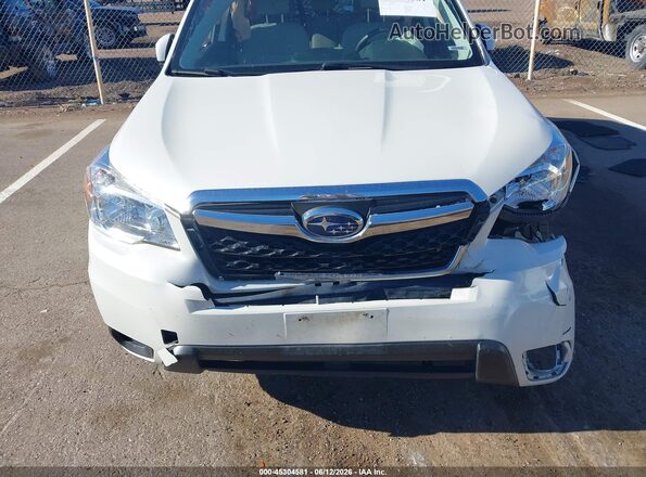 JF2SJADCXGH408082 2016 SUBARU FORESTER Белый Вид спереди
