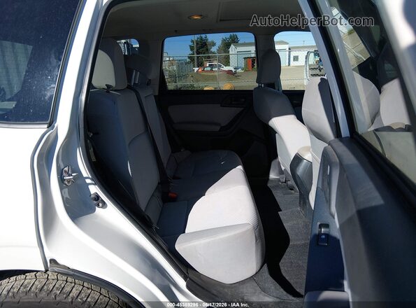 JF2SJADCXGH413718 2016 SUBARU FORESTER White Вид наклейки з VIN-кодом