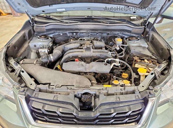 JF2SJAEC0HH533687 2017 SUBARU FORESTER Green ძრავის განყოფილების ხედი
