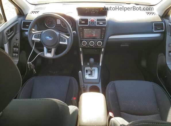 JF2SJAEC1HH470910 2017 SUBARU FORESTER Black 