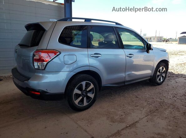 JF2SJAEC1HH472561 2017 SUBARU FORESTER Серебряный Задняя правая четверть