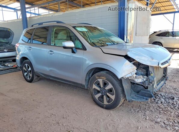 JF2SJAEC1HH472561 2017 SUBARU FORESTER Серебряный Передняя правая четверть