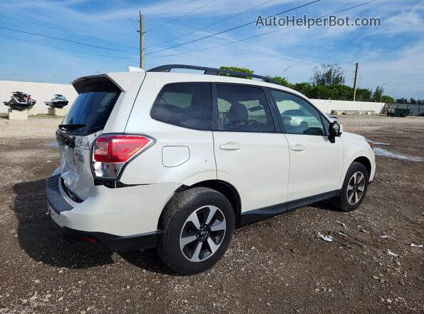 JF2SJAEC2HH508449 2017 SUBARU FORESTER Белый Задняя правая четверть