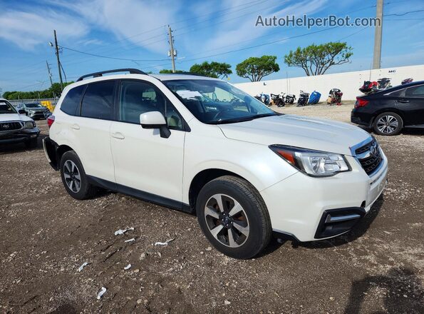 JF2SJAEC2HH508449 2017 SUBARU FORESTER Белый Передняя правая четверть