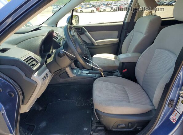 JF2SJAEC2HH534629 2017 SUBARU FORESTER Blue Front interior view