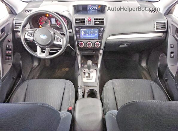 JF2SJAEC3HH415293 2017 SUBARU FORESTER Silver 