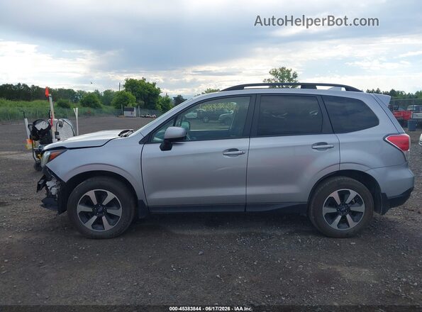 JF2SJAEC4HH445029 2017 SUBARU FORESTER Silver 