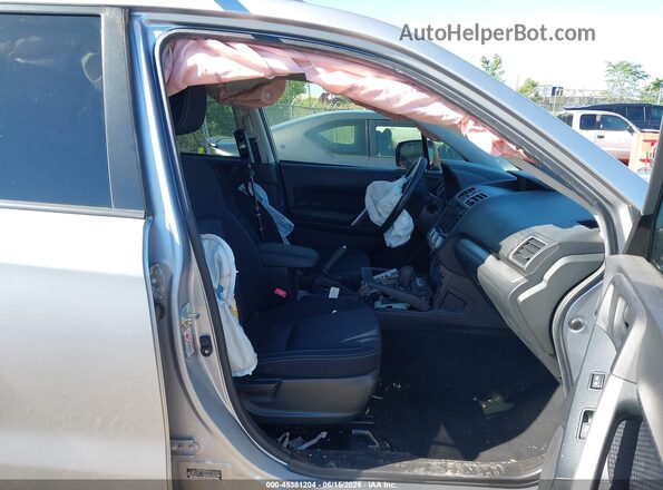 JF2SJAEC4JH434618 2018 SUBARU FORESTER Silver Вид салону спереду