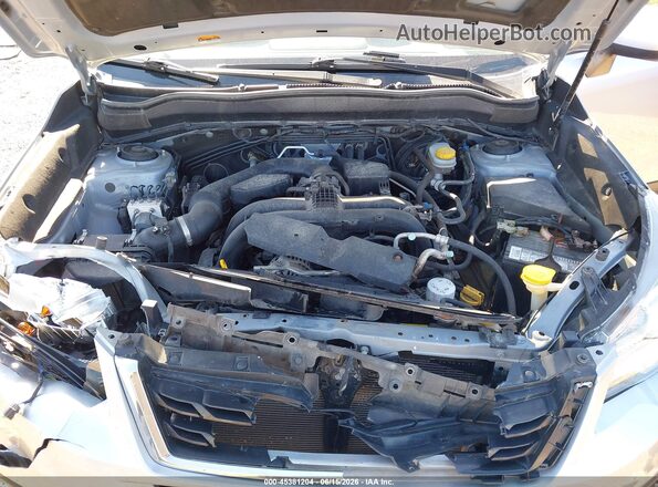 JF2SJAEC4JH434618 2018 SUBARU FORESTER Silver Вид ззаду