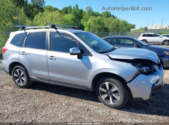 JF2SJAEC4JH434618 2018 SUBARU FORESTER Silver Вид задньої частини салону