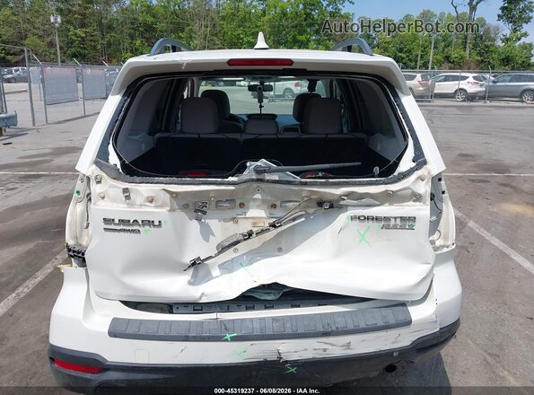 JF2SJAEC5HH441085 2017 SUBARU FORESTER White 