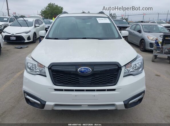JF2SJAEC5HH509935 2017 SUBARU FORESTER White Вид щитка приладів