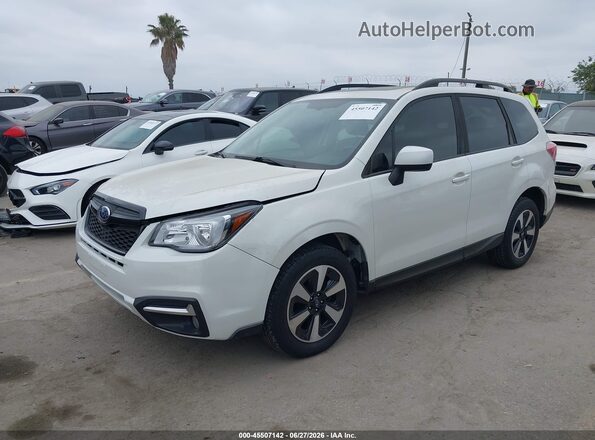 JF2SJAEC5HH509935 2017 SUBARU FORESTER White Передня ліва чверть