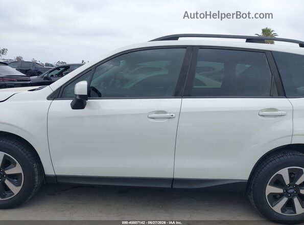 JF2SJAEC5HH509935 2017 SUBARU FORESTER White Панорамний вид салону 360°