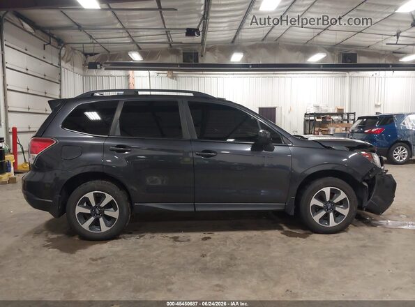 JF2SJAEC6JH601254 2018 SUBARU FORESTER Blue უკანა სალონის ხედი