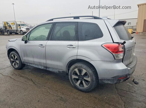 JF2SJAEC7JH416632 2018 SUBARU FORESTER Silver 