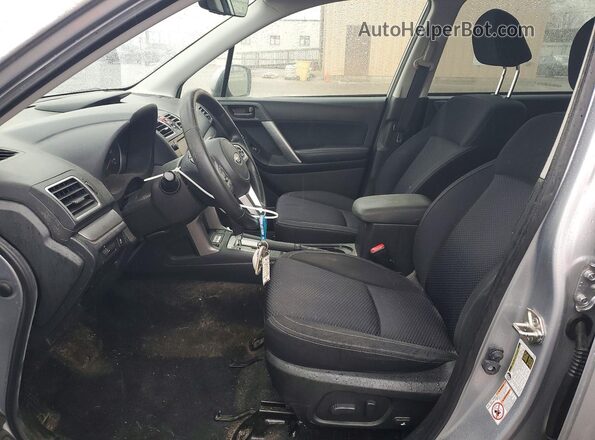 JF2SJAEC7JH416632 2018 SUBARU FORESTER Silver 