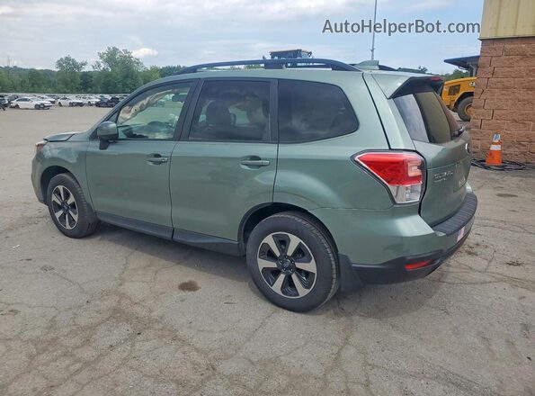 JF2SJAEC7JH539153 2018 SUBARU FORESTER Green 