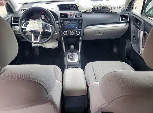 JF2SJAEC7JH539153 2018 SUBARU FORESTER Green 