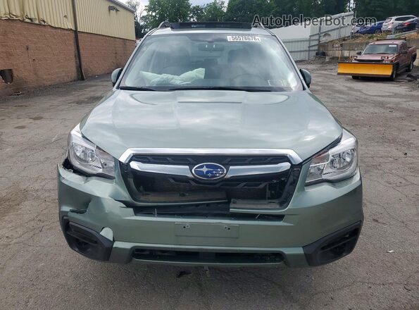 JF2SJAEC7JH539153 2018 SUBARU FORESTER Green 