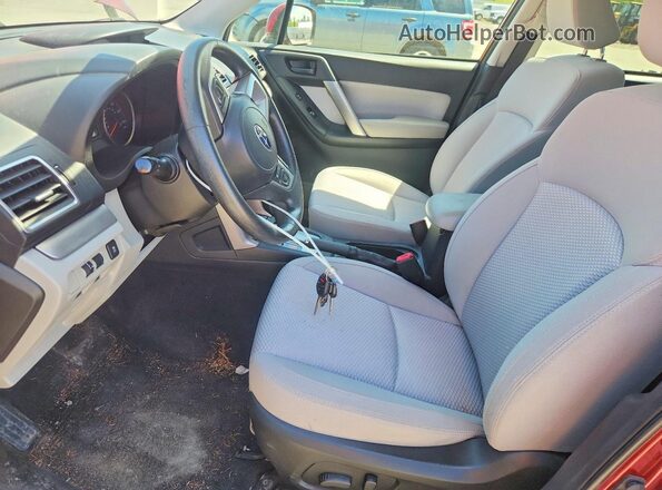 JF2SJAEC8HH581115 2017 SUBARU FORESTER Burgundy Vista interior delantera