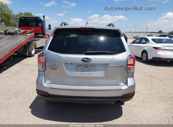 JF2SJAEC8JH492005 2018 SUBARU FORESTER Серебряный 