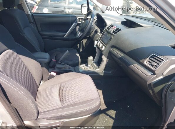 JF2SJAECXJH457417 2018 SUBARU FORESTER Silver Սալոնի դիմացի տեսք