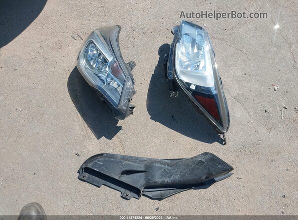 JF2SJAECXJH457417 2018 SUBARU FORESTER Silver Սարքավորումների վահանակի տեսք