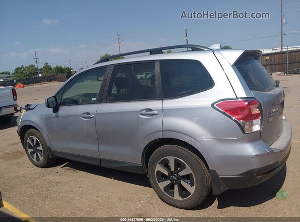 JF2SJAECXJH540958 2018 SUBARU FORESTER Silver 360 interior view