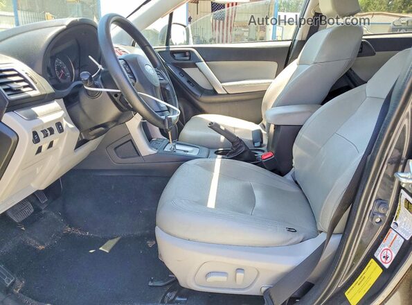 JF2SJAFC0GH471530 2016 SUBARU FORESTER Серый Вид салона спереди