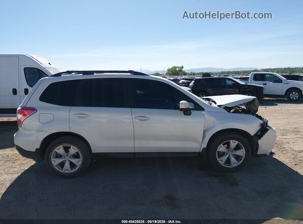 JF2SJAFC5GH441603 2016 SUBARU FORESTER Белый Вид задней части салона