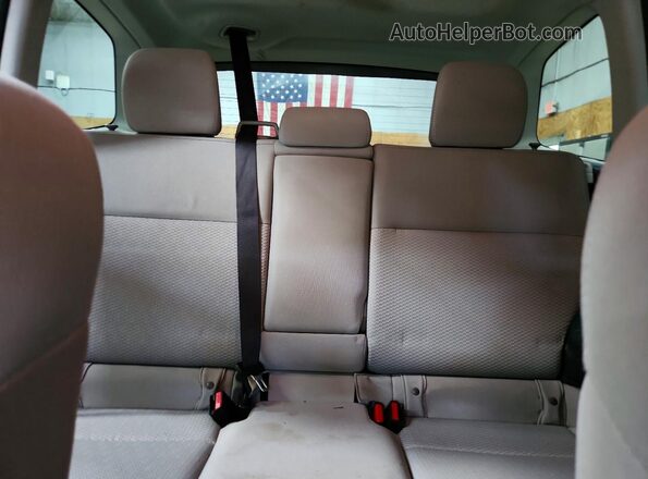 JF2SJAFC7GH556655 2016 SUBARU FORESTER White Rear seats view