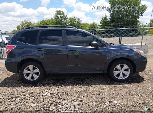 JF2SJAFC8GH496028 2016 SUBARU FORESTER Gray Rear interior view