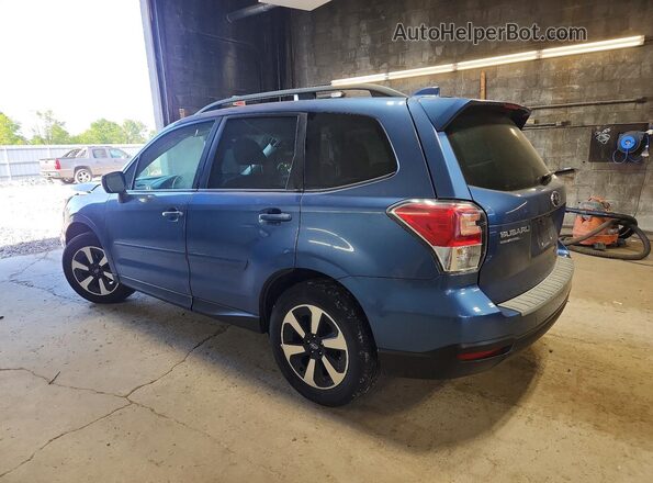JF2SJAGC1JH575739 2018 SUBARU FORESTER Blue 