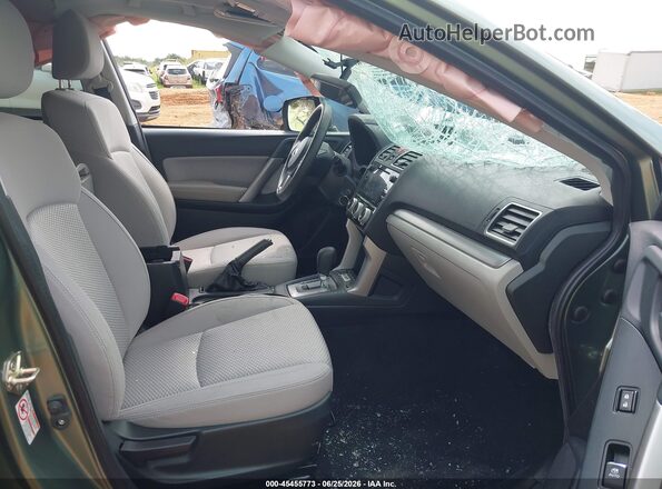 JF2SJAGC2HH579082 2017 SUBARU FORESTER Green Widok wnętrza z przodu