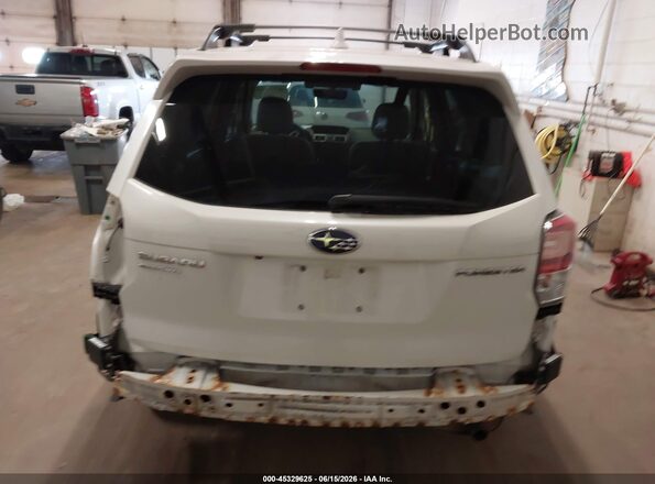 JF2SJAGC2JH495639 2018 SUBARU FORESTER White 