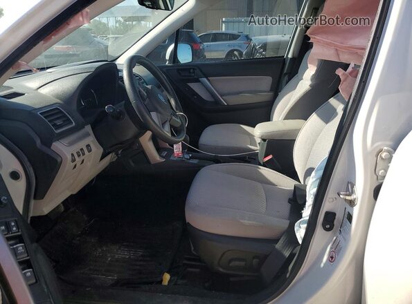 JF2SJAGC3HH513656 2017 SUBARU FORESTER White 
