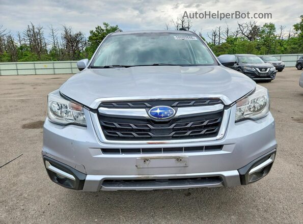 JF2SJAGC3JH617702 2018 SUBARU FORESTER Silver Դիմացի տեսք
