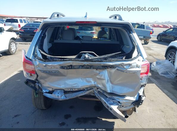 JF2SJAGC4HH808247 2017 SUBARU FORESTER Серебряный Вид спереди