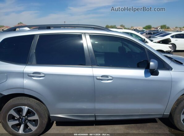 JF2SJAGC4HH808247 2017 SUBARU FORESTER Серебряный Панорамный вид салона 360°