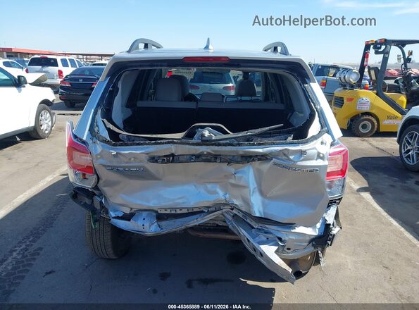 JF2SJAGC4HH808247 2017 SUBARU FORESTER Серебряный 