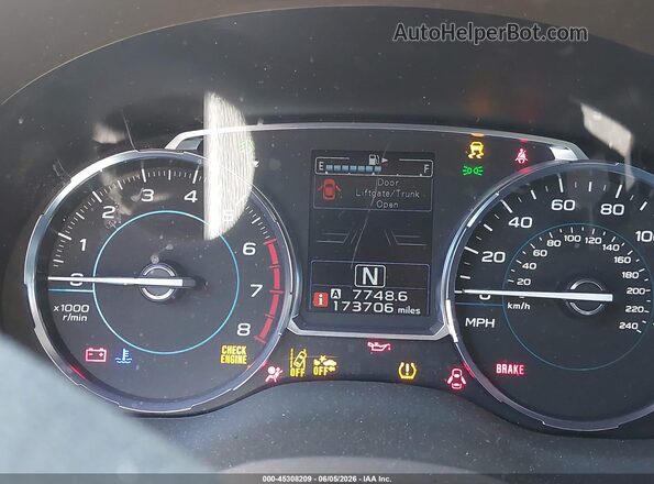 JF2SJAGC4JH477045 2018 SUBARU FORESTER Черный 